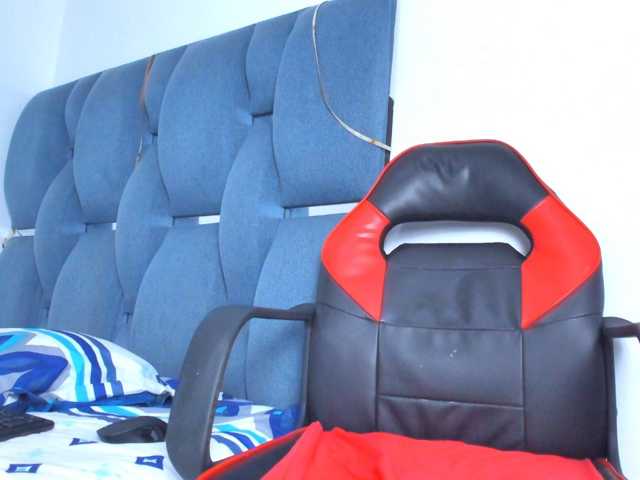 cyndicranforsquirt live cam on BongaCams