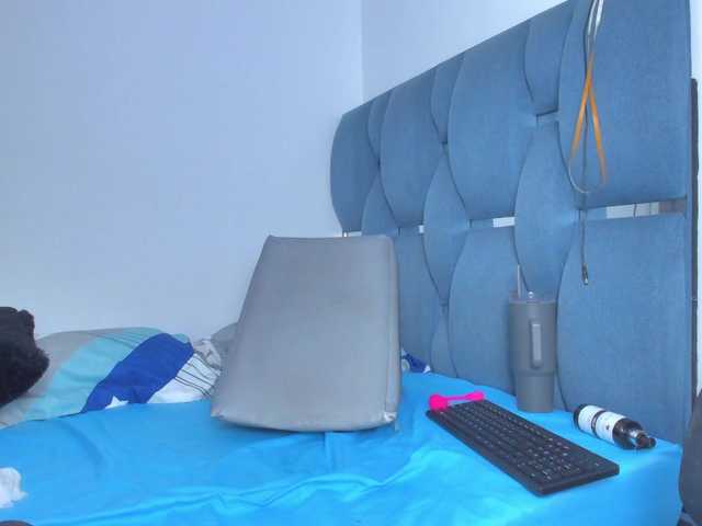 cyndicranforsquirt live cam on BongaCams
