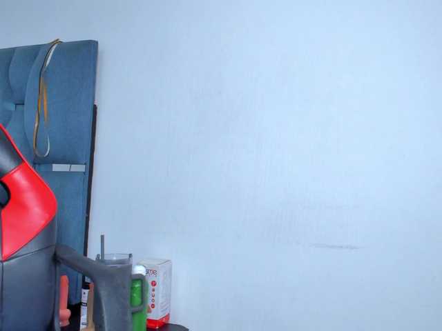 cyndicranforsquirt live cam on BongaCams