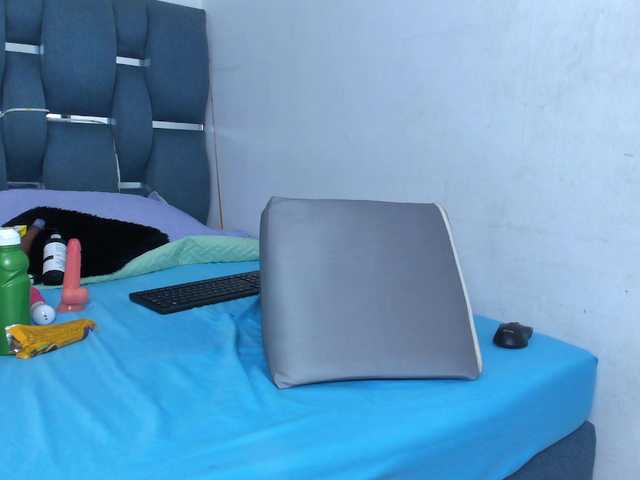 cyndicranforsquirt live cam