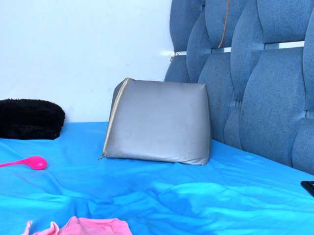 cyndicranforsquirt live cam on BongaCams
