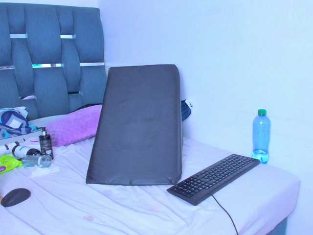 cyndicranforsquirt live cam on BongaCams
