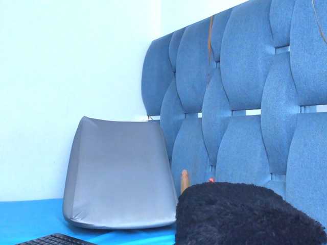 cyndicranforsquirt live cam on BongaCams