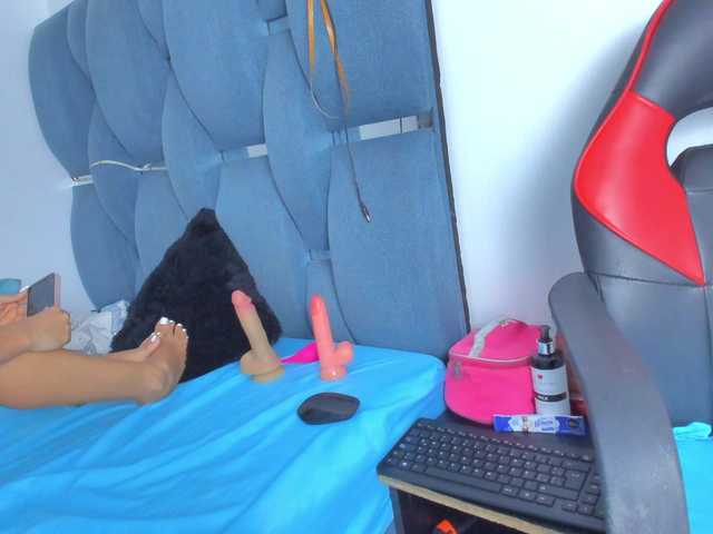 cyndicranforsquirt live cam on BongaCams