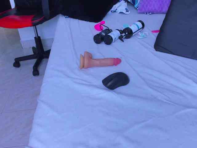 cyndicranforsquirt webcam