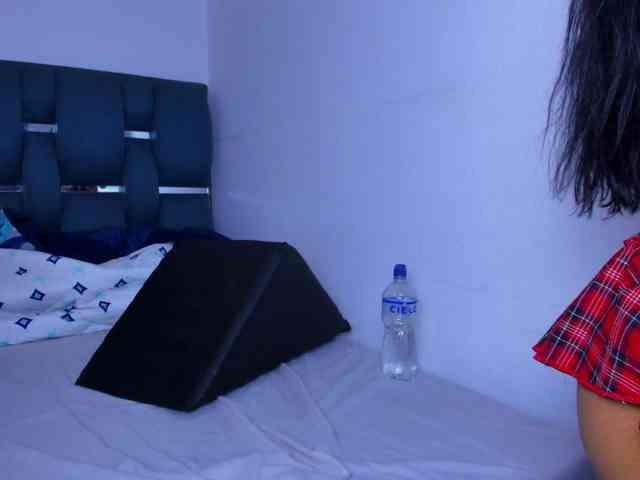 cyndicranforsquirt webcam