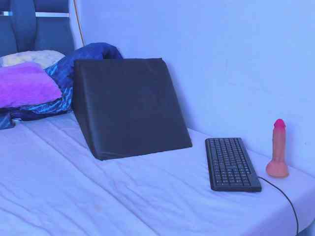 cyndicranforsquirt webcam