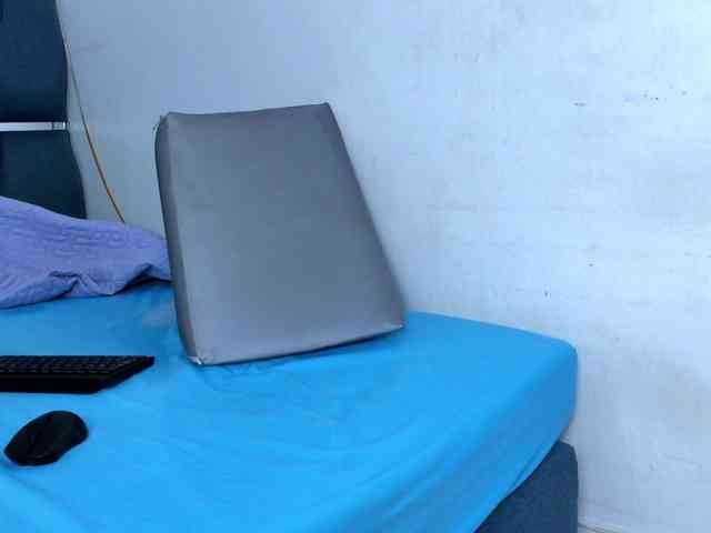 cyndicranforsquirt webcam