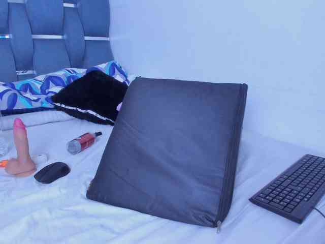 cyndicranforsquirt webcam