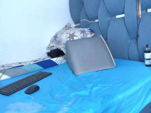 cyndicranforsquirt webcam