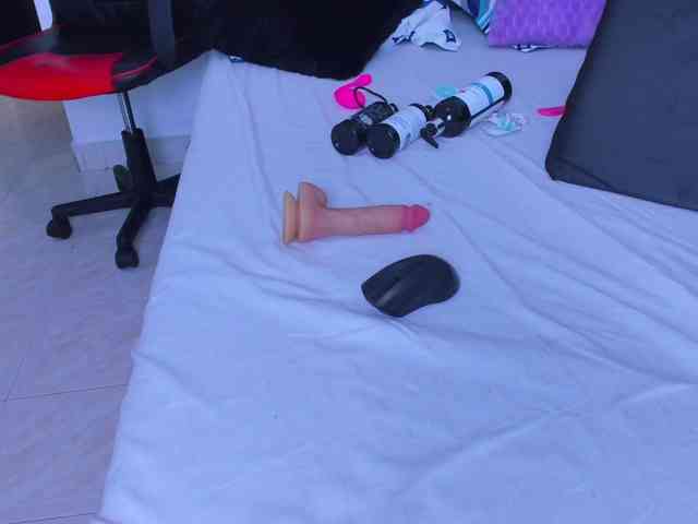 cyndicranforsquirt webcam