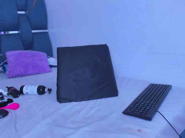 cyndicranforsquirt webcam