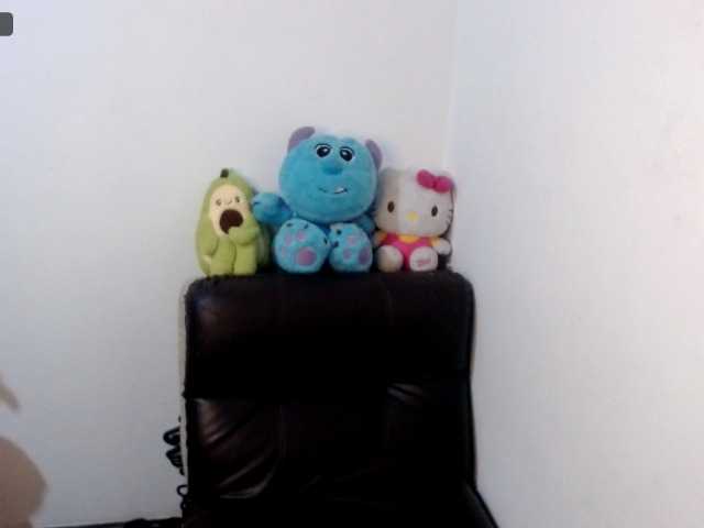 -PrettyLau live cam on BongaCams
