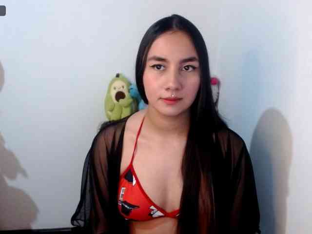 -PrettyLau webcam