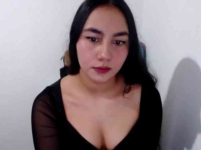 -PrettyLau webcam
