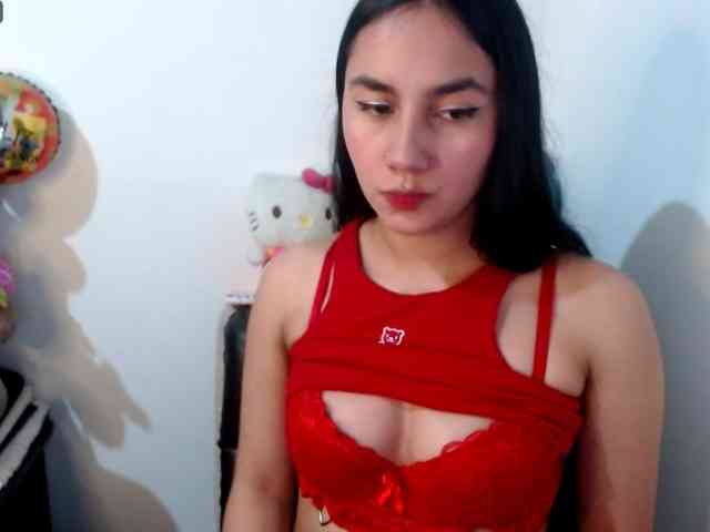 -PrettyLau webcam