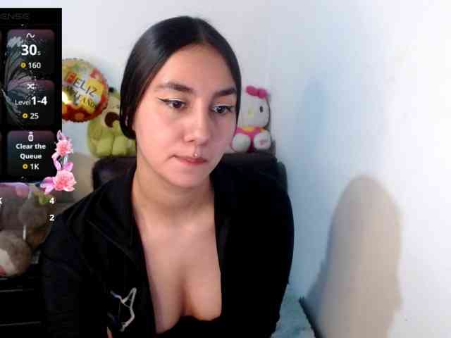 -PrettyLau webcam