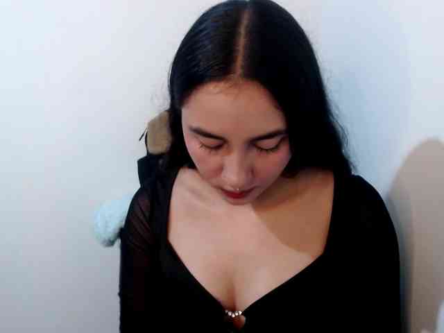 -PrettyLau -PrettyLau