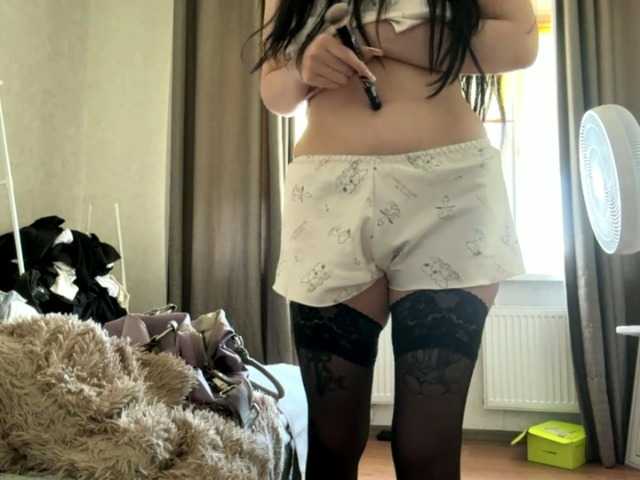 KarriVenture live cam on BongaCams