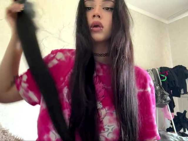 KarriVenture live cam on BongaCams