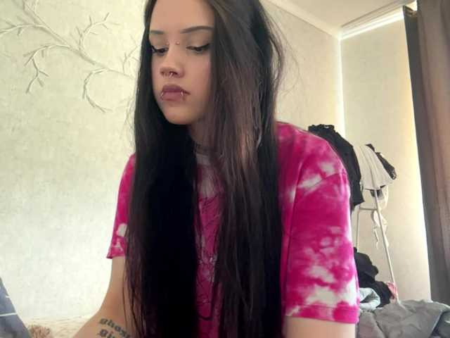KarriVenture live cam on BongaCams