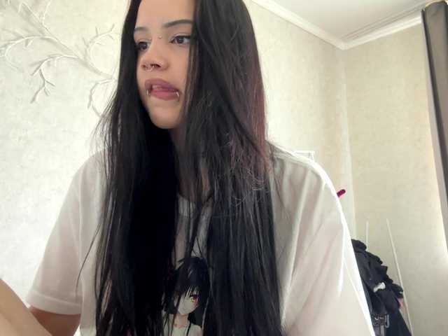 KarriVenture live cam on BongaCams