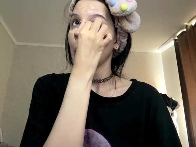 KarriVenture live cam on BongaCams