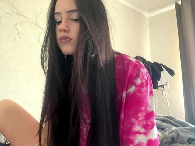 KarriVenture live cam on BongaCams