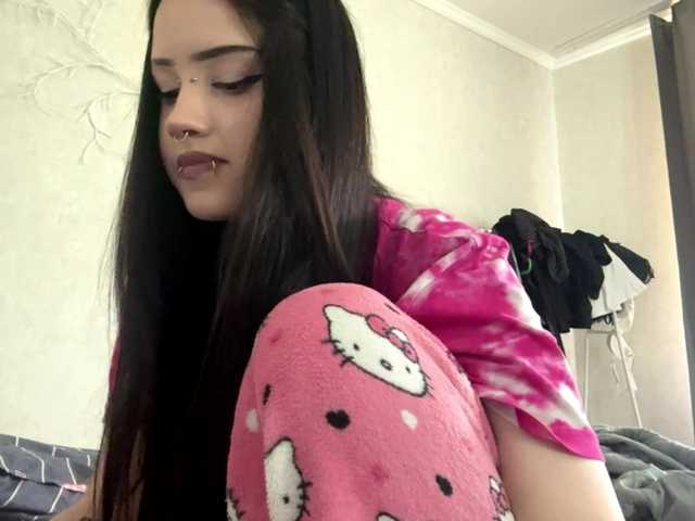 KarriVenture live cam on BongaCams