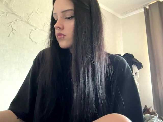 KarriVenture live cam on BongaCams
