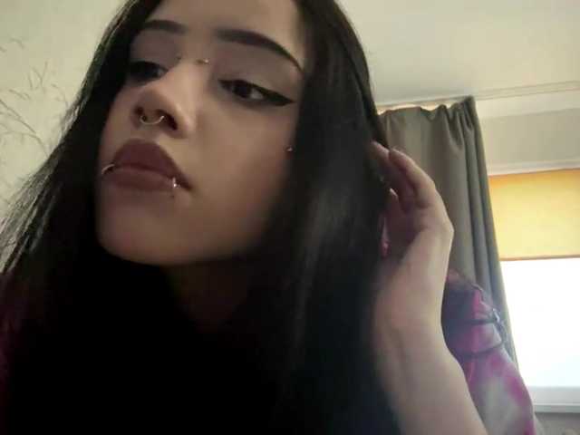 KarriVenture live cam on BongaCams