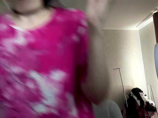 KarriVenture live cam on BongaCams