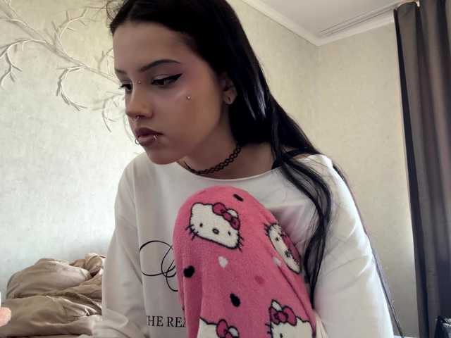 KarriVenture live cam on BongaCams