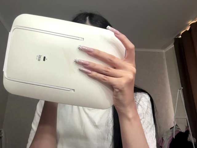 KarriVenture live cam on BongaCams