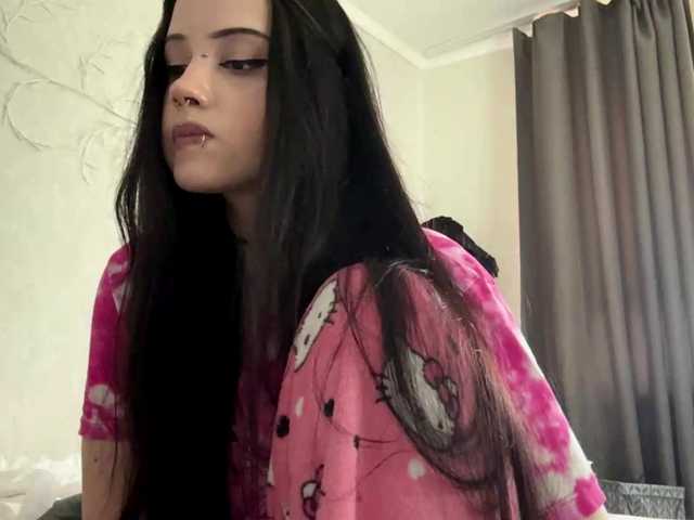 KarriVenture live cam on BongaCams