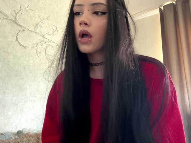 KarriVenture live cam on BongaCams