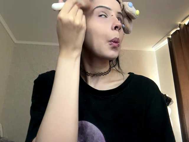 KarriVenture live cam on BongaCams