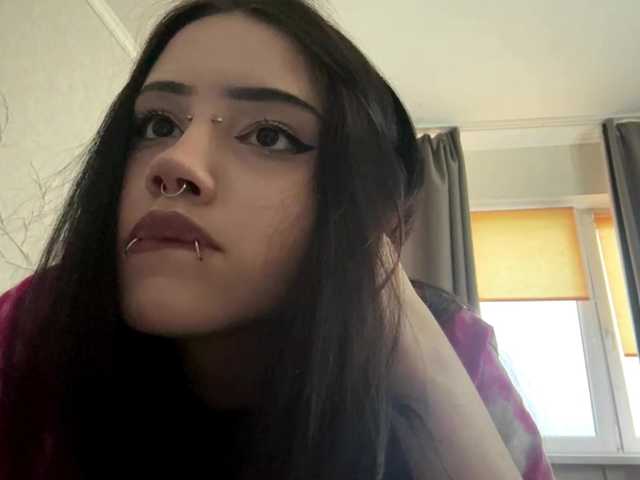 KarriVenture live cam on BongaCams