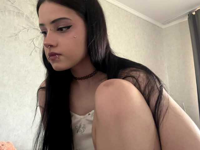 KarriVenture live cam on BongaCams