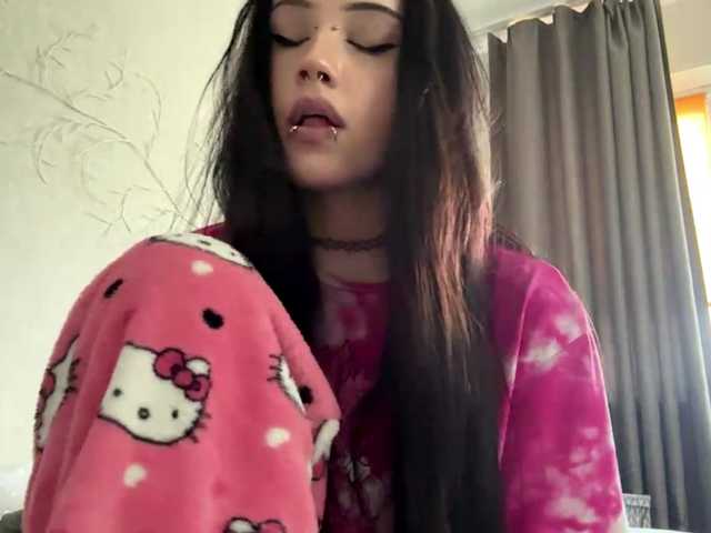 KarriVenture live cam on BongaCams