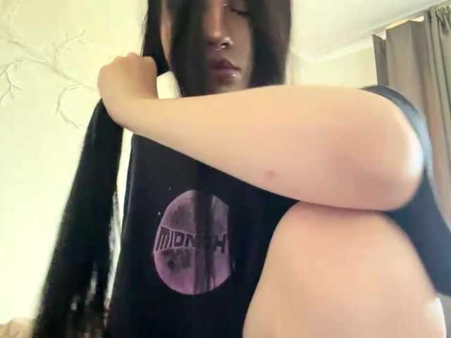 KarriVenture live cam on BongaCams