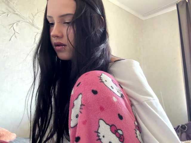 KarriVenture live cam on BongaCams