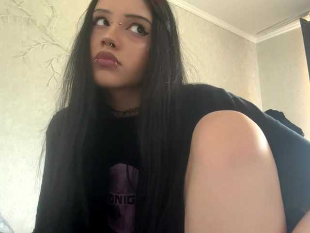 KarriVenture live cam on BongaCams