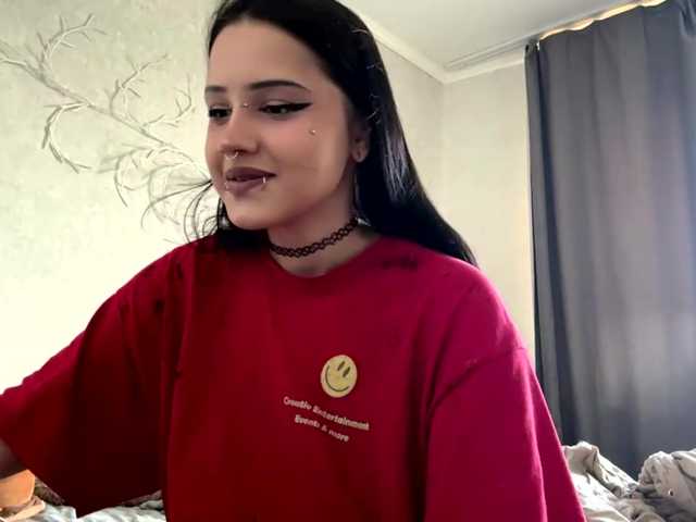 KarriVenture live cam on BongaCams