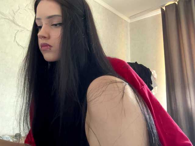 KarriVenture live cam on BongaCams