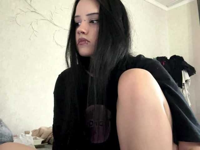KarriVenture live cam on BongaCams