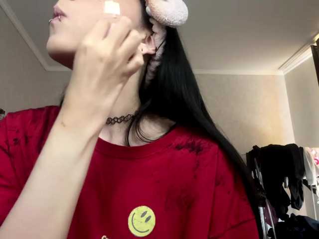 KarriVenture live cam on BongaCams