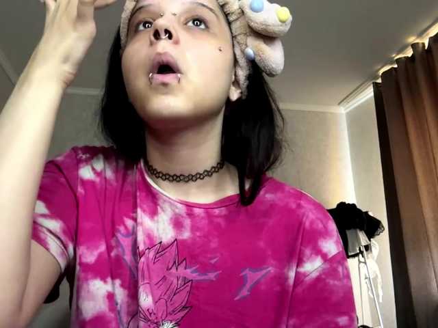 KarriVenture live cam on BongaCams