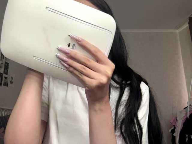 KarriVenture live cam on BongaCams