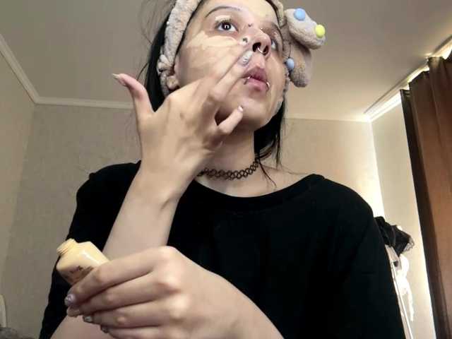 KarriVenture live cam on BongaCams